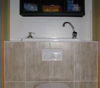 WiCi Bati Waschbecken auf Hänge WC Herr R (Frankreich - 78) - 1 auf 2